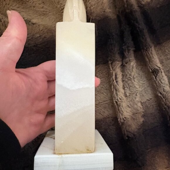 Vintage MCM Carved Alabaster Marble Onyx Stone Horse Knight Chess Bookend Accent - Picture 4 of 6